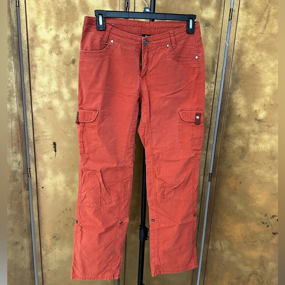 Kuhl red 10/30 convertible cargo pants. - Picture 7 of 7